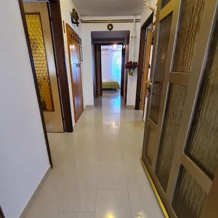 Cutul Apartman